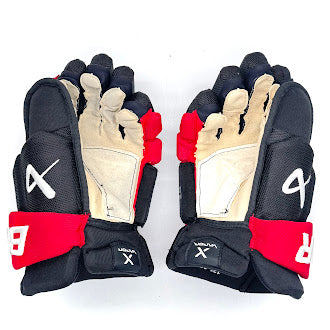 Bauer Vapor Hyperlite - Gant NHL Pro Stock d'occasion - Andrei Svechnikov (noir/rouge) n° 2